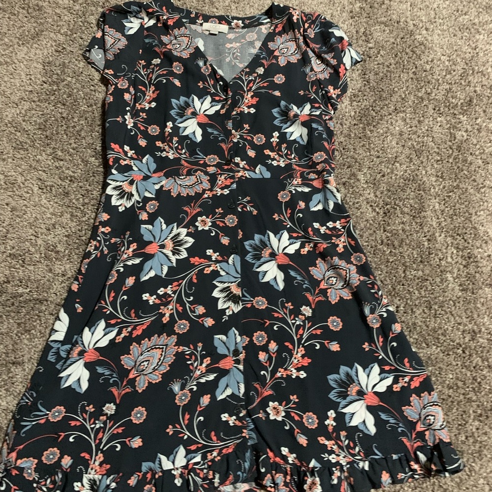 Brand new floral dress. Never worn. Ann Taylor loft